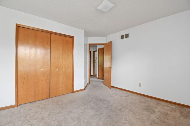 523 Winnard Drive, Columbus, OH 43213