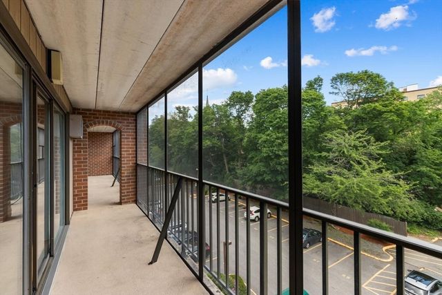 235 Winthrop St. 4405, Medford, MA 02155