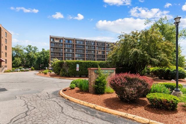 235 Winthrop St. 4405, Medford, MA 02155