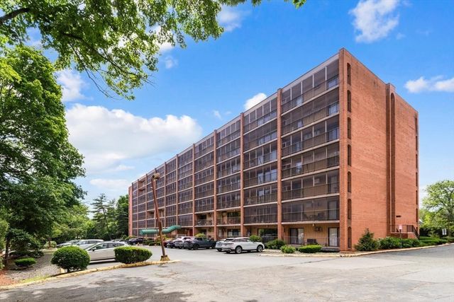 235 Winthrop St. 4405, Medford, MA 02155
