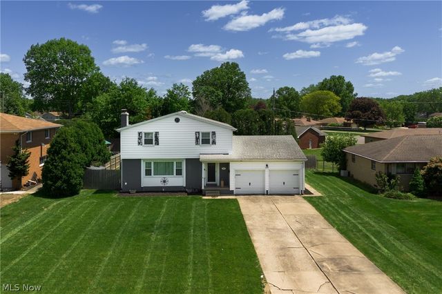 2493 Birchwood Drive, Austintown, OH 44515