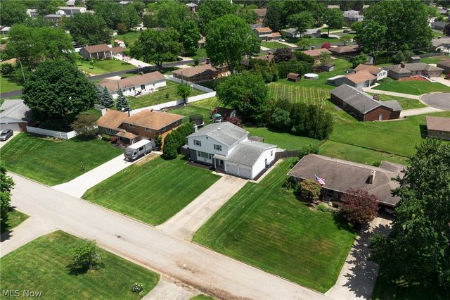2493 Birchwood Drive, Austintown, OH 44515