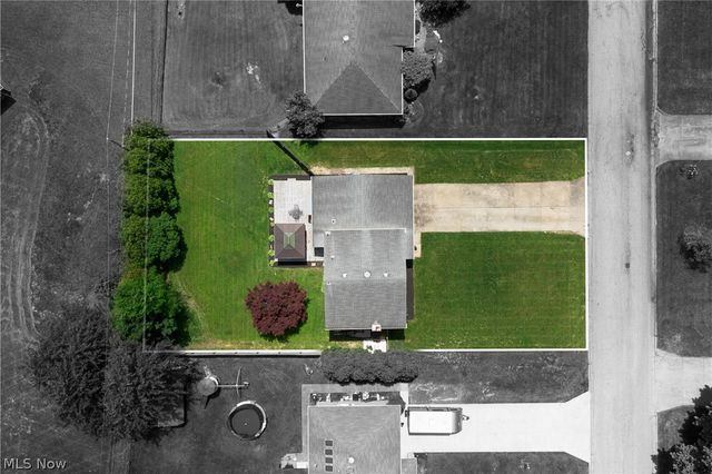 2493 Birchwood Drive, Austintown, OH 44515