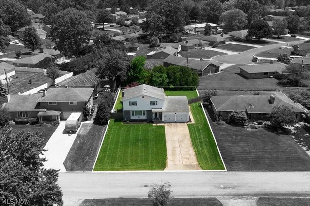 2493 Birchwood Drive, Austintown, OH 44515