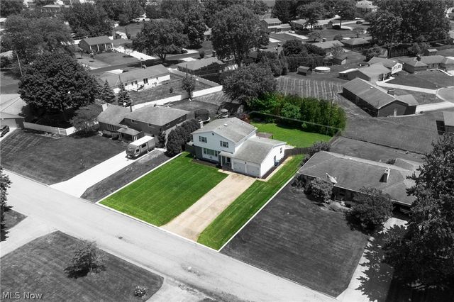 2493 Birchwood Drive, Austintown, OH 44515