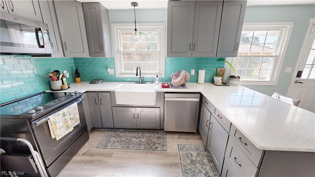 2493 Birchwood Drive, Austintown, OH 44515