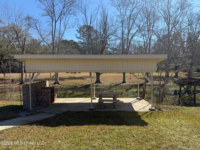 9504 Kimberly Circle, Moss Point, MS 39562