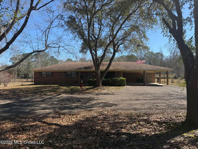 9504 Kimberly Circle, Moss Point, MS 39562