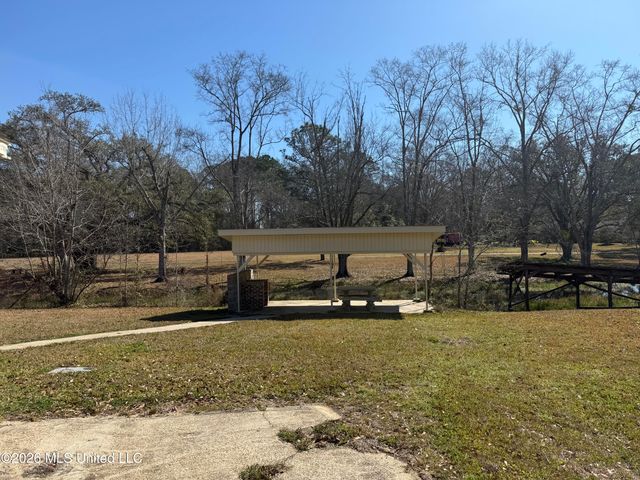 9504 Kimberly Circle, Moss Point, MS 39562