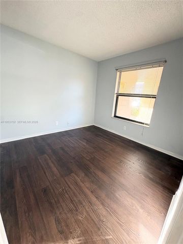 21905 Lake Forest Cir 104, Boca Raton, FL 33433