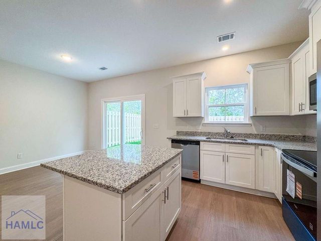 87 Beaumont Drive, Hinesville, GA 31313