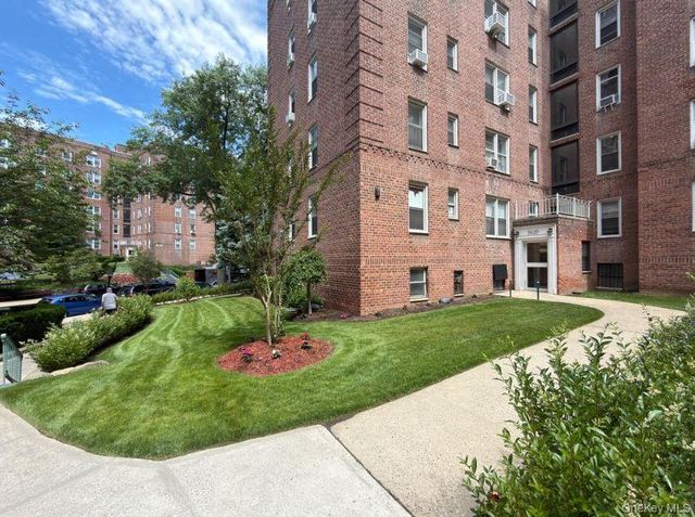 5620 Netherland Avenue 3E, Bronx, NY 10471