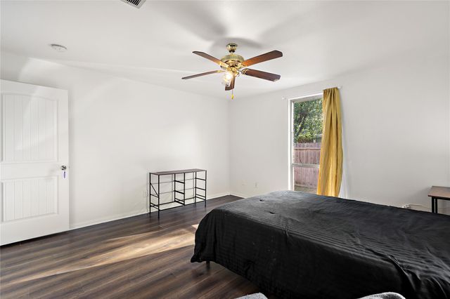 225 Palmyra Street, Houston, TX 77022