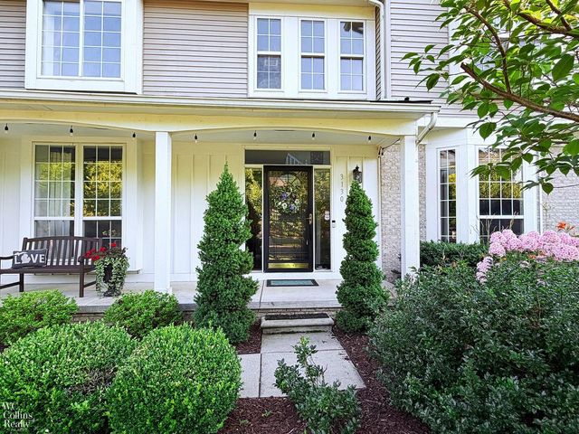 3130 Hidden Timber Drive, Lake Orion, MI 48359
