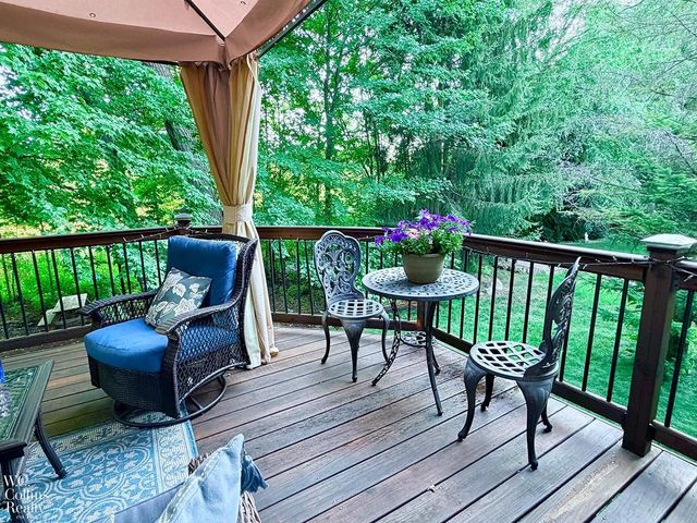 3130 Hidden Timber Drive, Lake Orion, MI 48359
