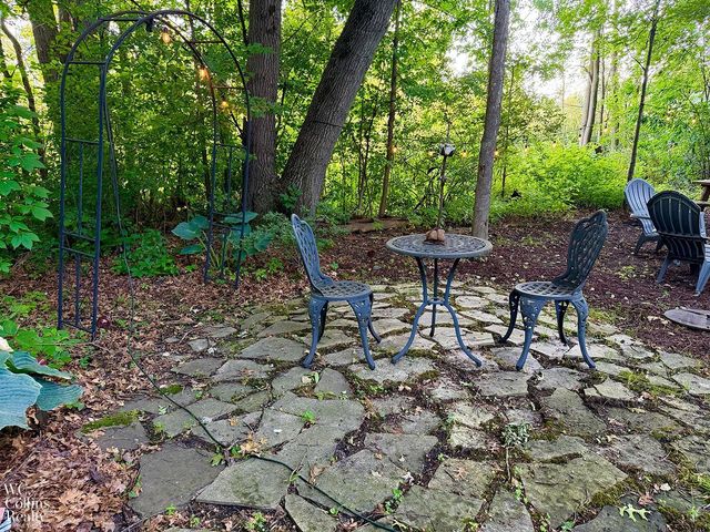 3130 Hidden Timber Drive, Lake Orion, MI 48359