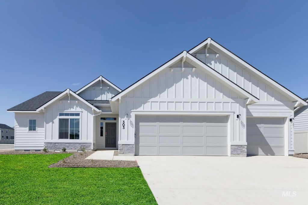303 Gold Nugget Ave, Caldwell, ID 83605