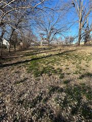 401 Quindaro Boulevard, Kansas City, KS 66101