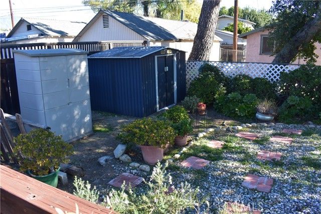 562 N 1st Avenue, Upland, CA 91786