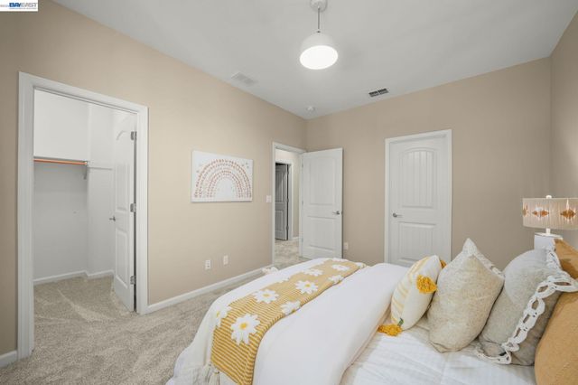 2703 Tribune Ave, Hayward, CA 94542