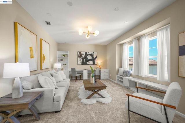 2703 Tribune Ave, Hayward, CA 94542