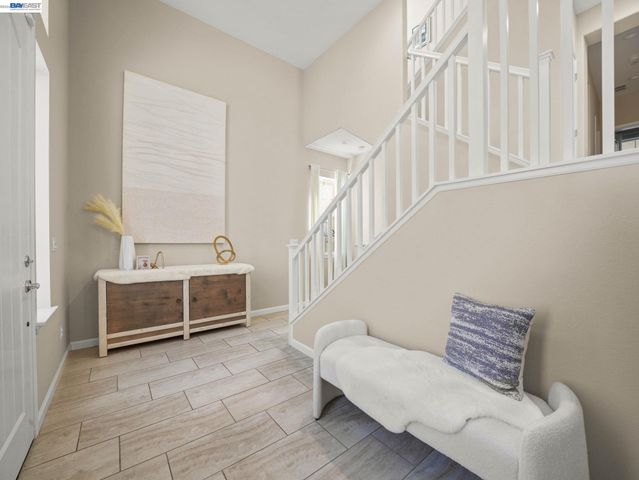 2703 Tribune Ave, Hayward, CA 94542