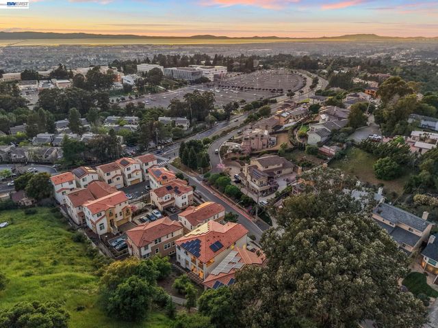 2703 Tribune Ave, Hayward, CA 94542