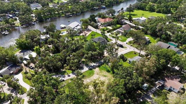 5711 RIVER TERRACE, Tampa, FL 33604