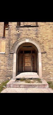 2972 Rochester Street, Detroit, MI 48206