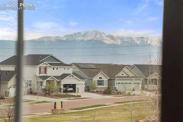 7325 Brush Thorn Lane, Colorado Springs, CO 80927