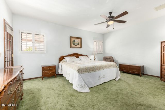 537 E HACKAMORE Street, Mesa, AZ 85203