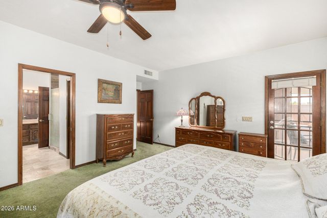 537 E HACKAMORE Street, Mesa, AZ 85203