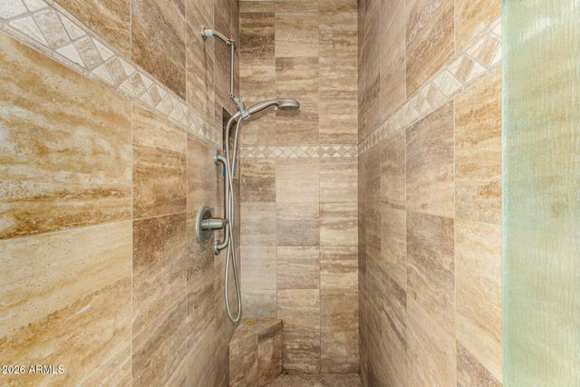 537 E HACKAMORE Street, Mesa, AZ 85203