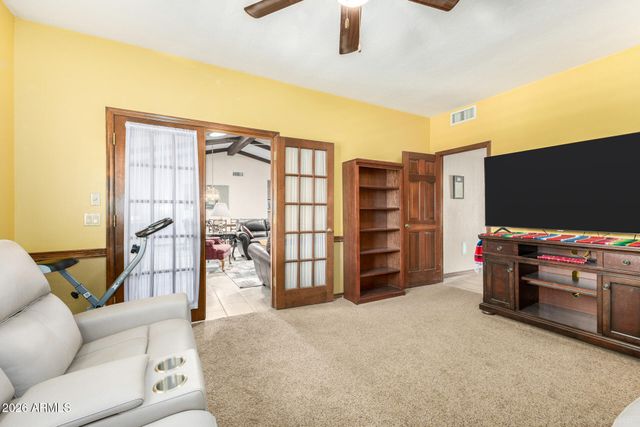 537 E HACKAMORE Street, Mesa, AZ 85203