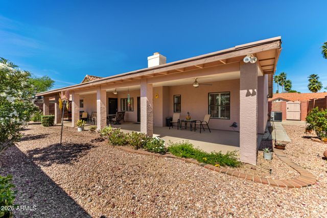 537 E HACKAMORE Street, Mesa, AZ 85203