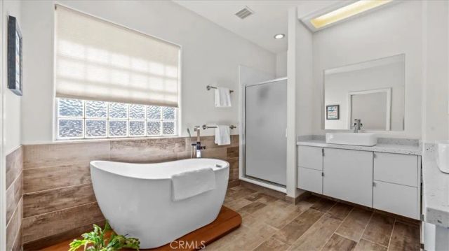 6976 Cataba, Oak Hills, CA 92344