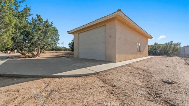 6976 Cataba, Oak Hills, CA 92344