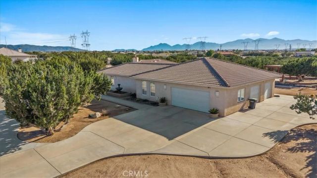 6976 Cataba, Oak Hills, CA 92344