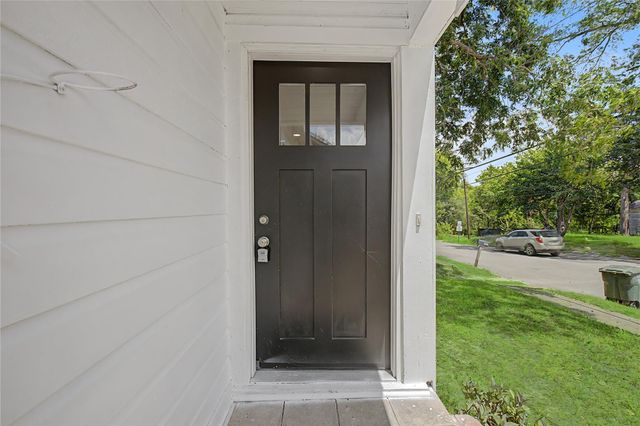 632 University Avenue, Huntsville, TX 77320