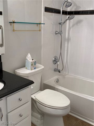 5481 Millwood Lane C, Willoughby, OH 44094