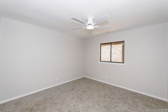 8906 Willmon, Windcrest, TX 78239