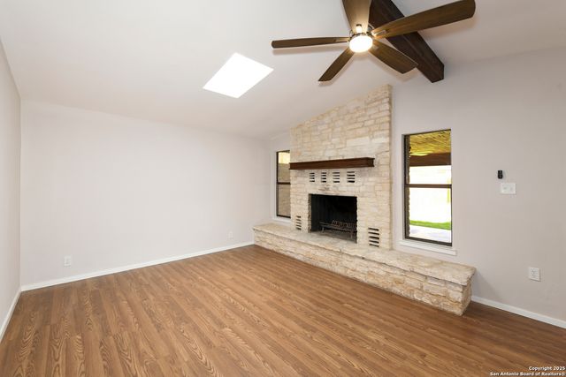 8906 Willmon, Windcrest, TX 78239