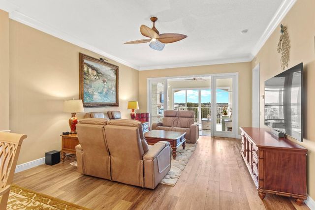 33 Harbour Isle Drive W 306, Fort Pierce, FL 34949