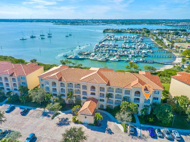 33 Harbour Isle Drive W 306, Fort Pierce, FL 34949