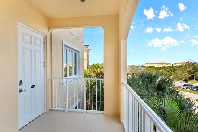 33 Harbour Isle Drive W 306, Fort Pierce, FL 34949