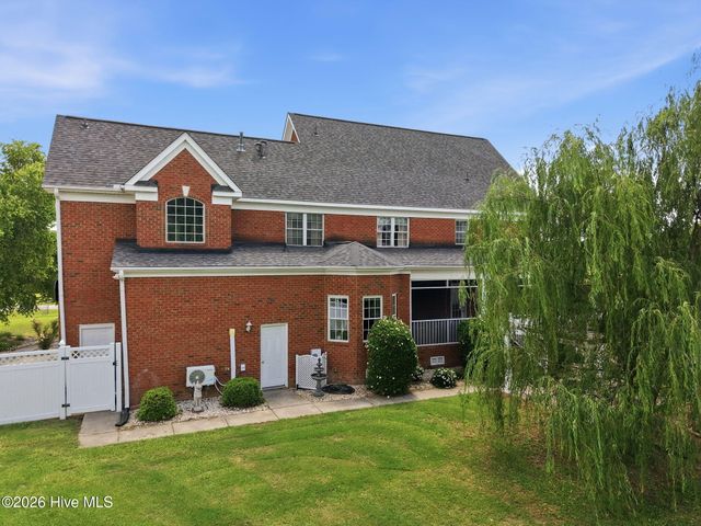 196 Richard Lee Drive, Greenville, NC 27858