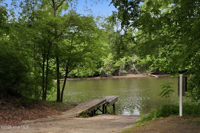 196 Richard Lee Drive, Greenville, NC 27858