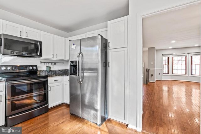 5416 WYCKLOW CT, Alexandria, VA 22304