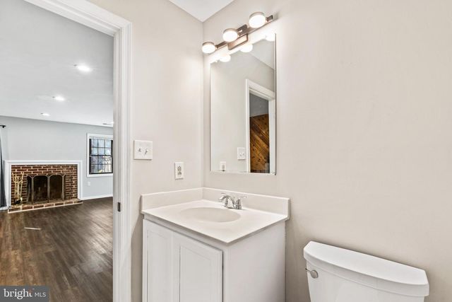 5416 WYCKLOW CT, Alexandria, VA 22304