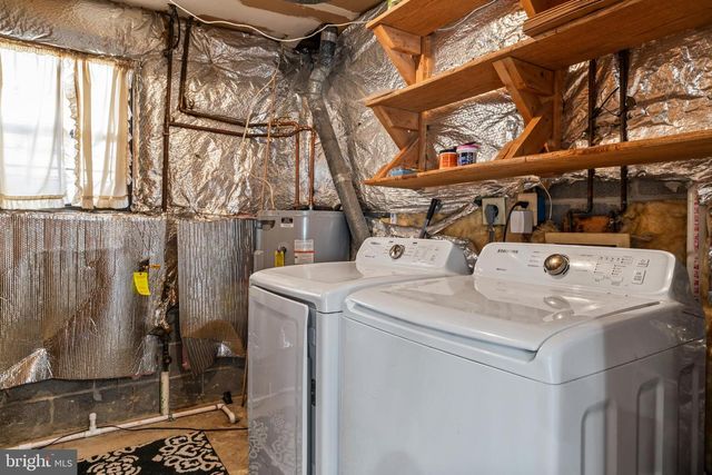 5416 WYCKLOW CT, Alexandria, VA 22304